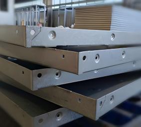 Metal Sheet Material Selection Guide: Weathering Steel, Galvanized Steel, and Stainless Steel