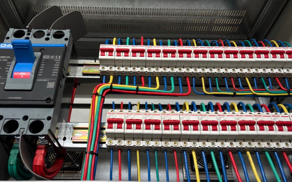 low voltage switchgear